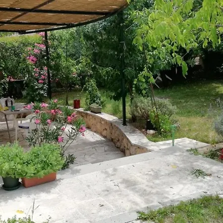 Nyaraló Vacation House Dunja